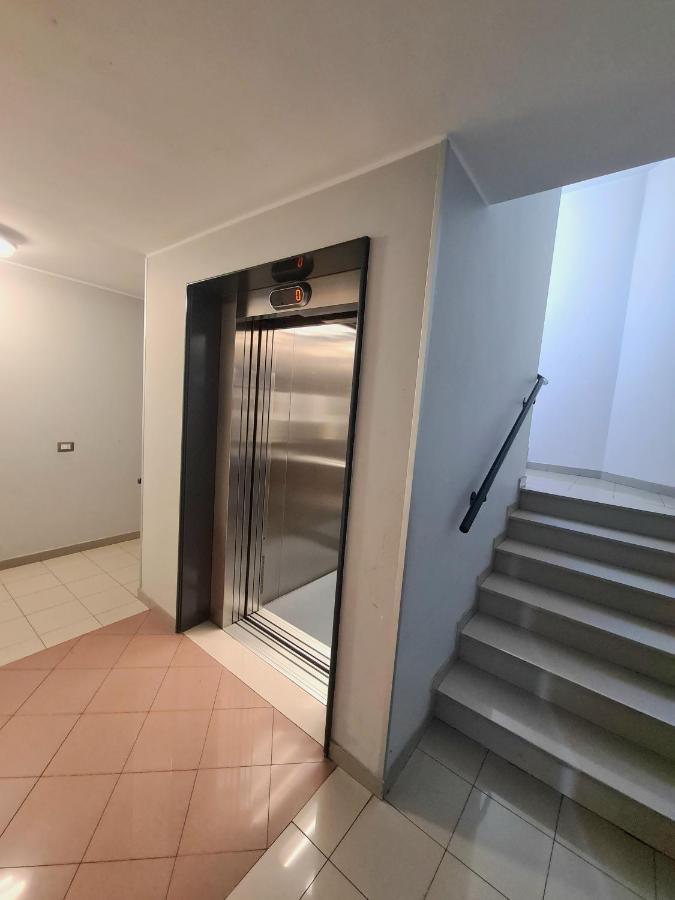 Milano Santa Giulia Business Apartment - Olimpiadi 26 외부 사진
